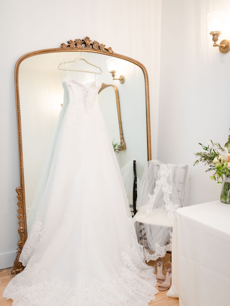 bridal suite with wedding gown in Arrow Studio & Events